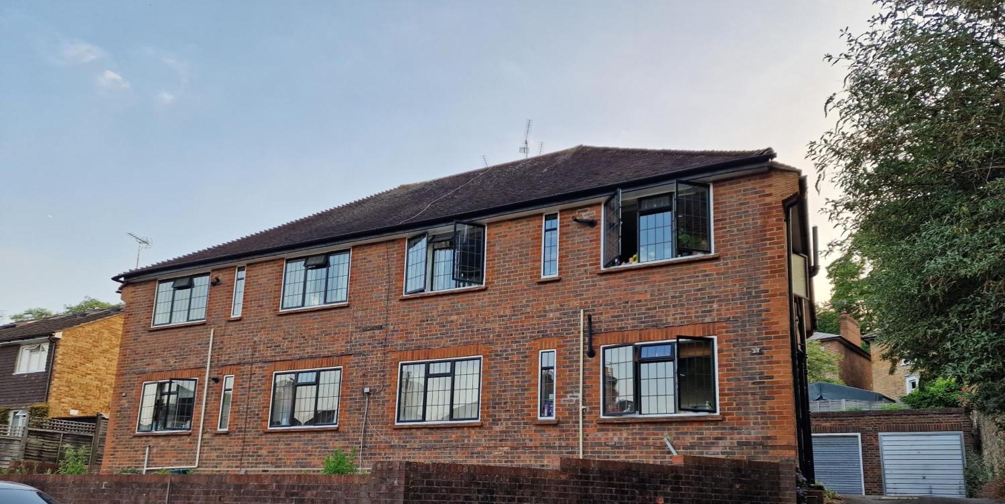 Millmead Apartment In Central Guildford With Parking ภายนอก รูปภาพ